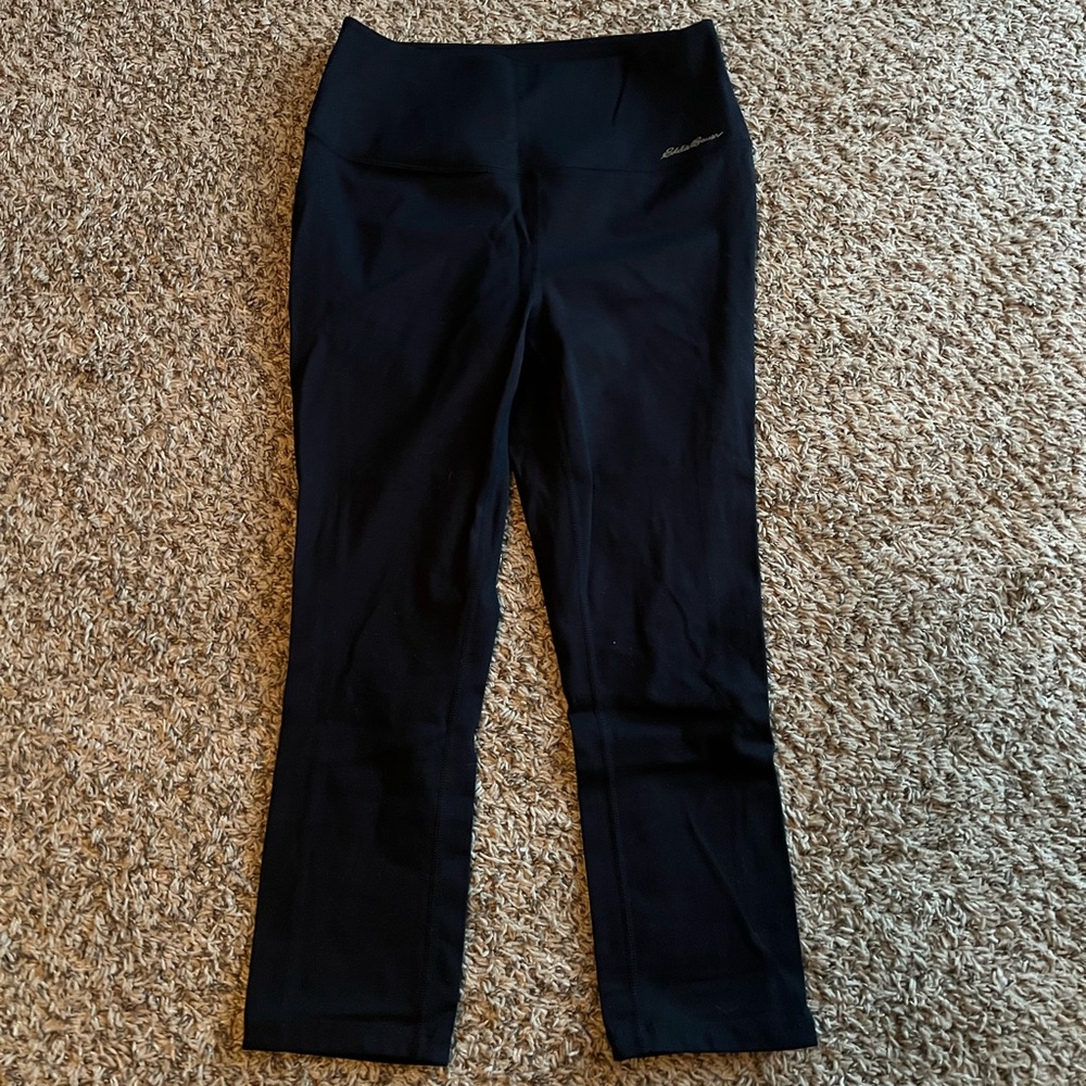 Eddie Bauer Women's Black Capri Leggings